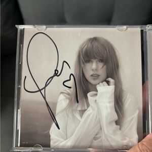 Taylor Swift TTPD signed with heart